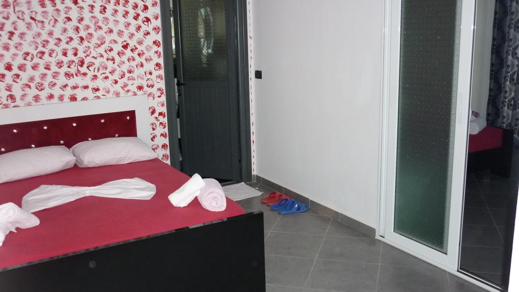 Hotel Ilio Ksamil Exterior photo